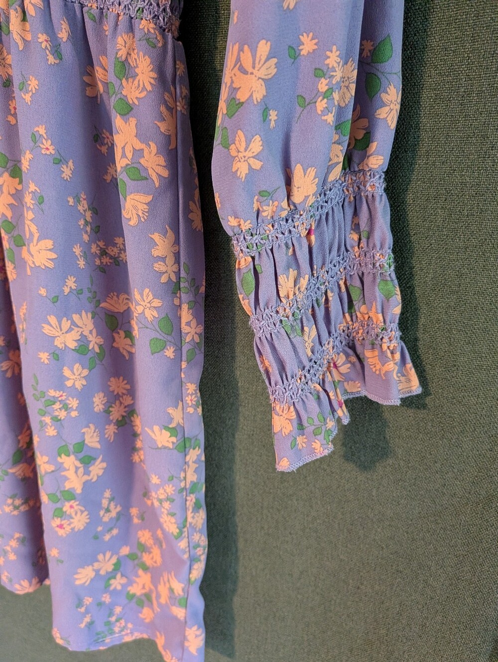WAYF Flower Pattern Top - Picture 4 of 5
